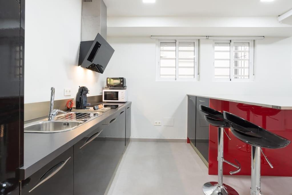 Incredible Luxury Location In Puerto Banus Beach For Families Marbella Exterior photo