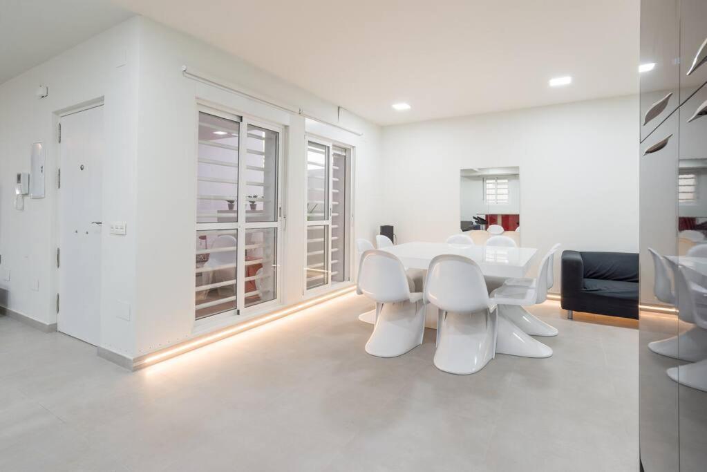 Incredible Luxury Location In Puerto Banus Beach For Families Marbella Exterior photo